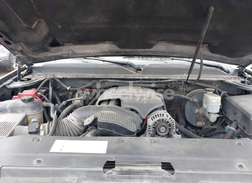 Photo 9 of 2011 Chevrolet Avalanche 1500 LT1 (VIN 3GNTKFE33BG187267)