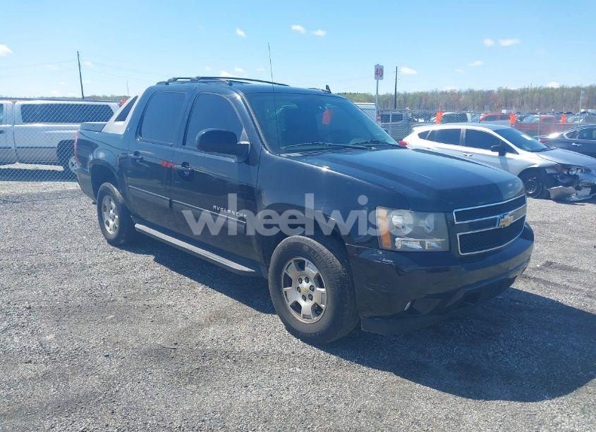 2011 Chevrolet Avalanche 1500 LT1 (VIN 3GNTKFE36BG278100) main photo
