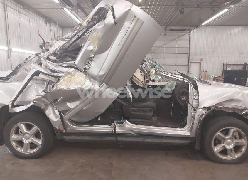 Photo 14 of 2013 Chevrolet Avalanche LT (VIN 3GNTKFE70DG317284)