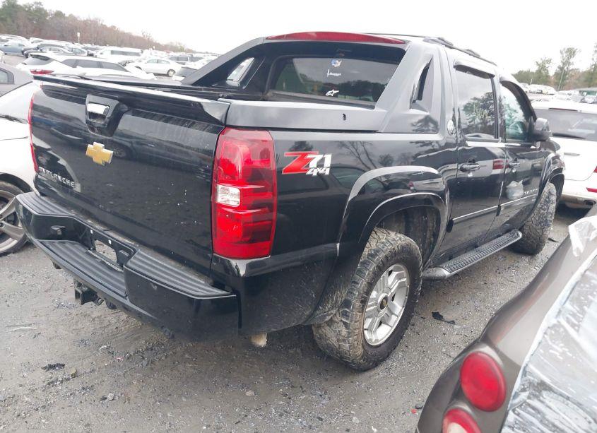 Photo 4 of 2013 Chevrolet Avalanche LT (VIN 3GNTKFE74DG150296)