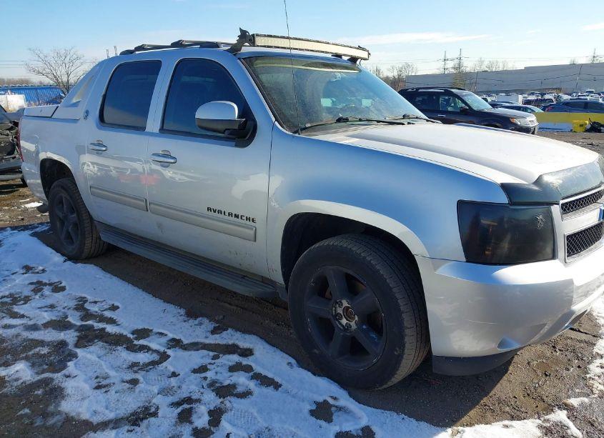 2013 Chevrolet Avalanche LT (VIN 3GNTKFE7XDG182248) main photo