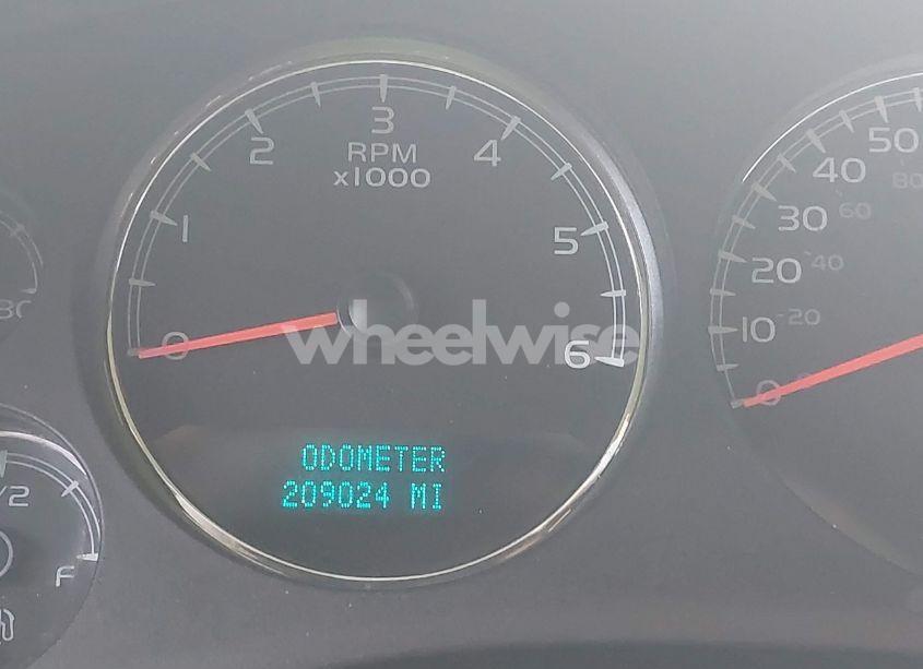 Photo 15 of 2011 Chevrolet Avalanche 1500 LTZ (VIN 3GNTKGE33BG111277)