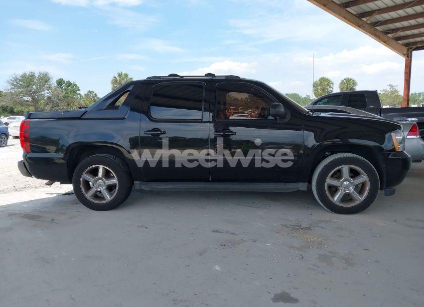 Photo 13 of 2012 Chevrolet Avalanche 1500 LTZ (VIN 3GNTKGE77CG188934)