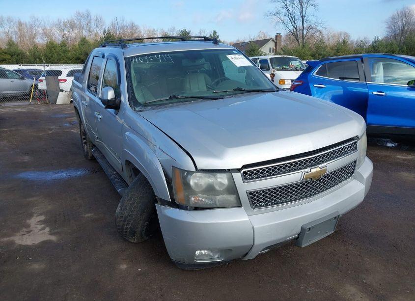 2010 Chevrolet Avalanche 1500 LT1 (VIN 3GNVKFE00AG173453) main photo