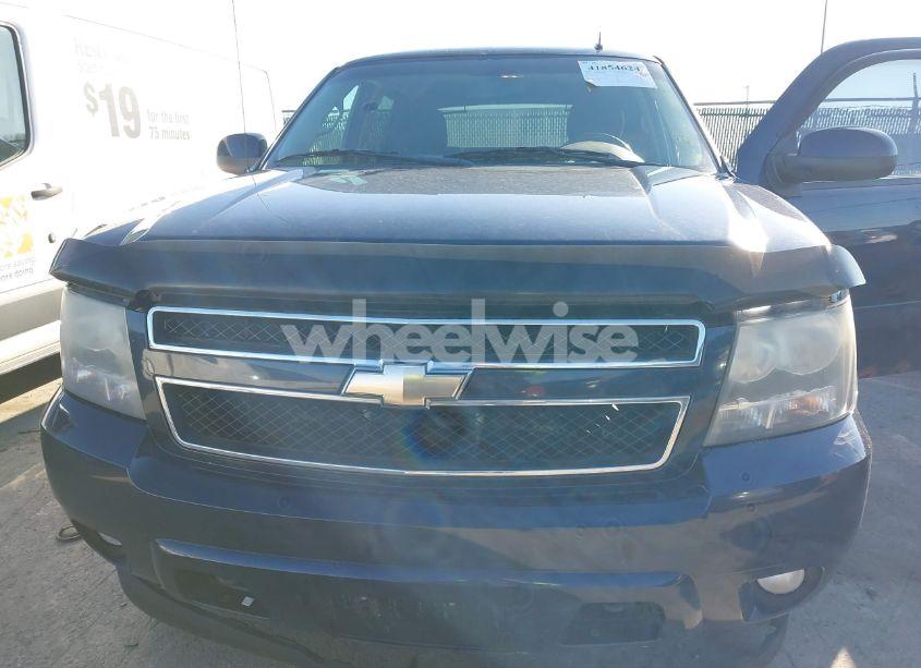Photo 6 of 2010 Chevrolet Avalanche 1500 LT1 (VIN 3GNVKFE04AG254049)