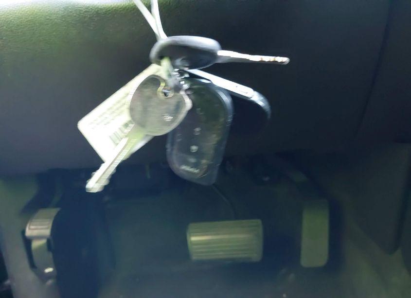 Photo 11 of 2010 Chevrolet Avalanche 1500 LT1 (VIN 3GNVKFE05AG223747)