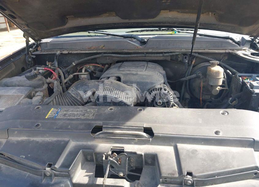 Photo 10 of 2010 Chevrolet Avalanche 1500 LT1 (VIN 3GNVKFE05AG296343)