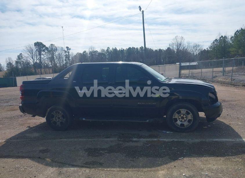 Photo 13 of 2010 Chevrolet Avalanche 1500 LT1 (VIN 3GNVKFE05AG296343)