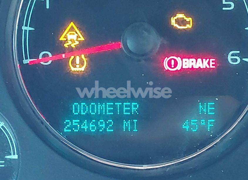 Photo 15 of 2010 Chevrolet Avalanche 1500 LT1 (VIN 3GNVKFE05AG296343)