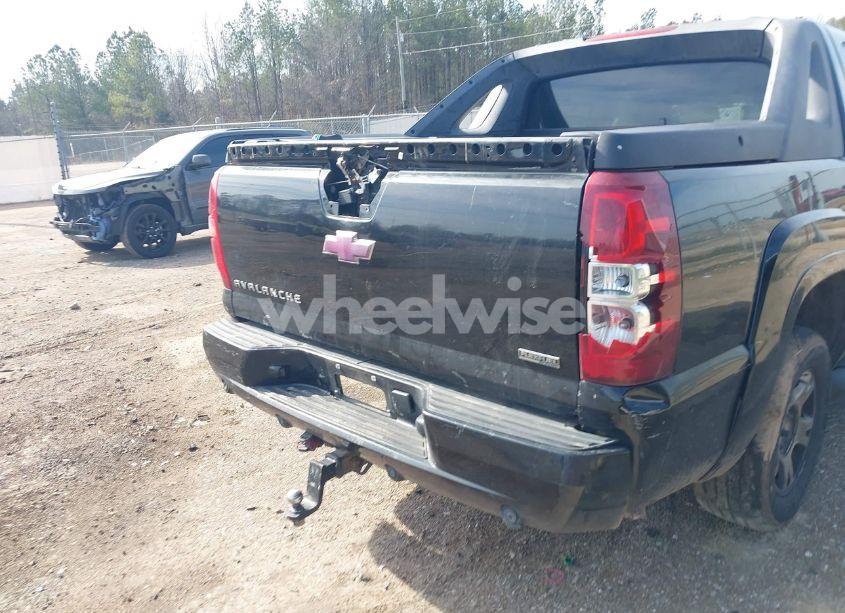 Photo 21 of 2010 Chevrolet Avalanche 1500 LT1 (VIN 3GNVKFE05AG296343)