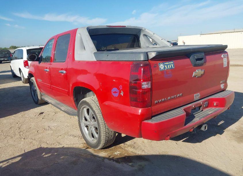 Photo 3 of 2010 Chevrolet Avalanche 1500 LT1 (VIN 3GNVKFE06AG123754)