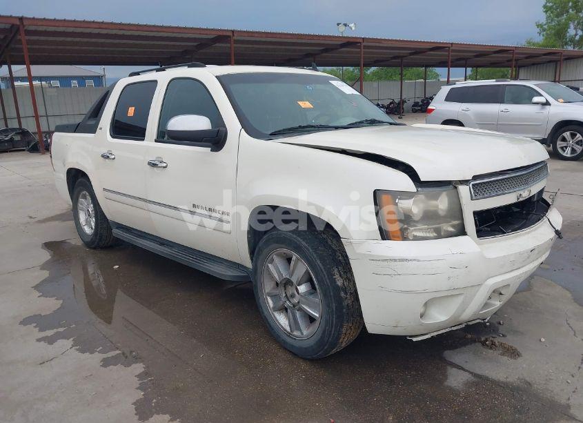 2010 Chevrolet Avalanche 1500 LTZ (VIN 3GNVKGE00AG146226) main photo