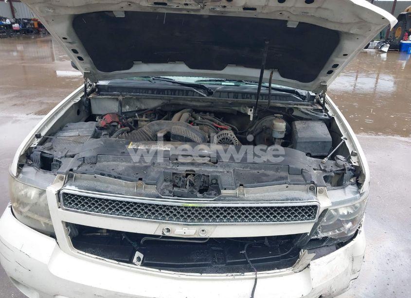 Photo 10 of 2010 Chevrolet Avalanche 1500 LTZ (VIN 3GNVKGE00AG146226)