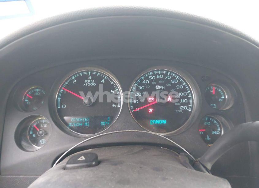 Photo 7 of 2010 Chevrolet Avalanche 1500 LTZ (VIN 3GNVKGE00AG146226)