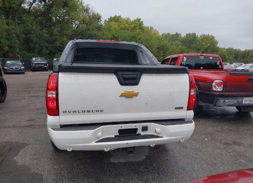 Photo 16 of 2010 Chevrolet Avalanche 1500 LTZ (VIN 3GNVKGE04AG189421)