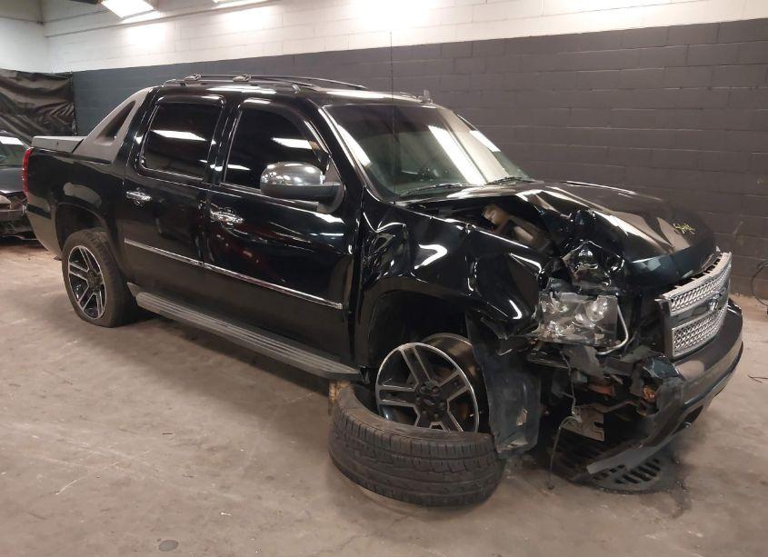 2010 Chevrolet Avalanche 1500 LTZ (VIN 3GNVKGE04AG240402) main photo