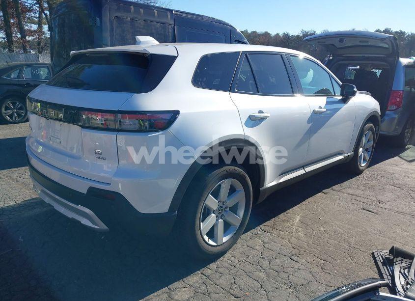 Photo 4 of 2024 Honda Prologue EX (VIN 3GPKHVRJ9RS511785)