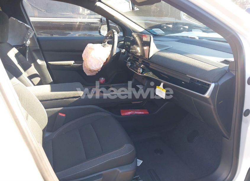 Photo 5 of 2024 Honda Prologue EX (VIN 3GPKHVRJ9RS511785)