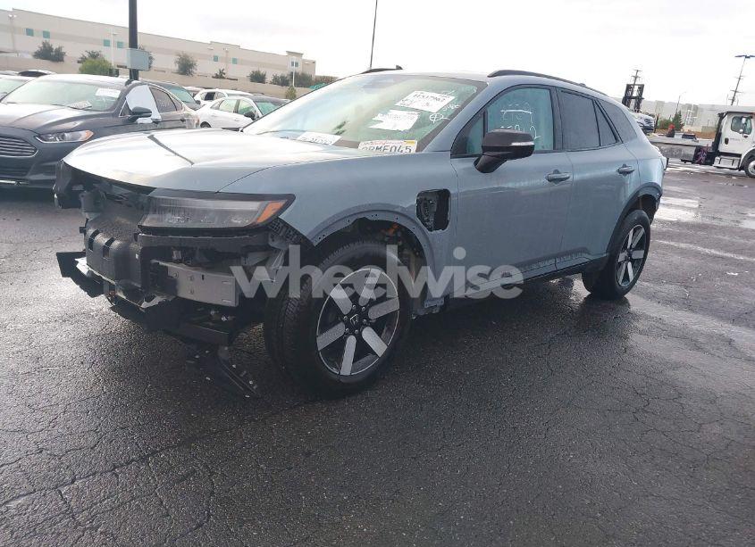 Photo 2 of 2024 Honda Prologue TOURING (VIN 3GPKHXRJ0RS504879)