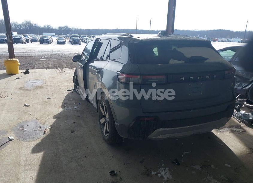 Photo 3 of 2024 Honda Prologue TOURING (VIN 3GPKHXRJ5RS507034)
