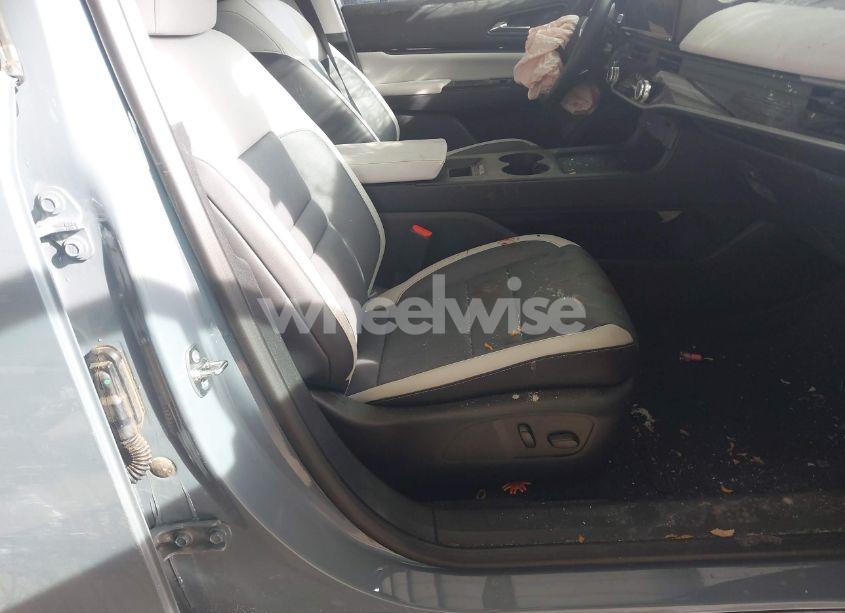 Photo 5 of 2024 Honda Prologue TOURING (VIN 3GPKHXRJ5RS507034)