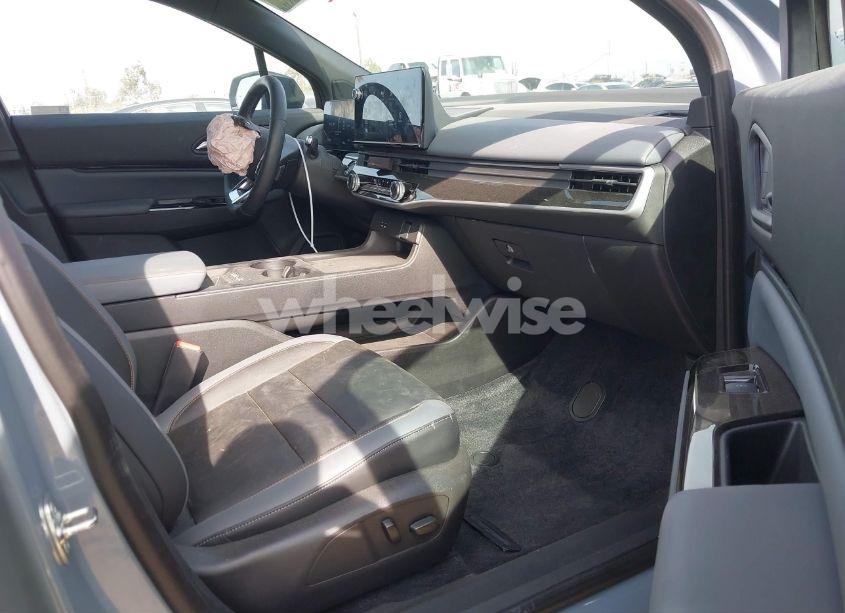 Photo 5 of 2024 Honda Prologue TOURING (VIN 3GPKHXRJ8RS500417)