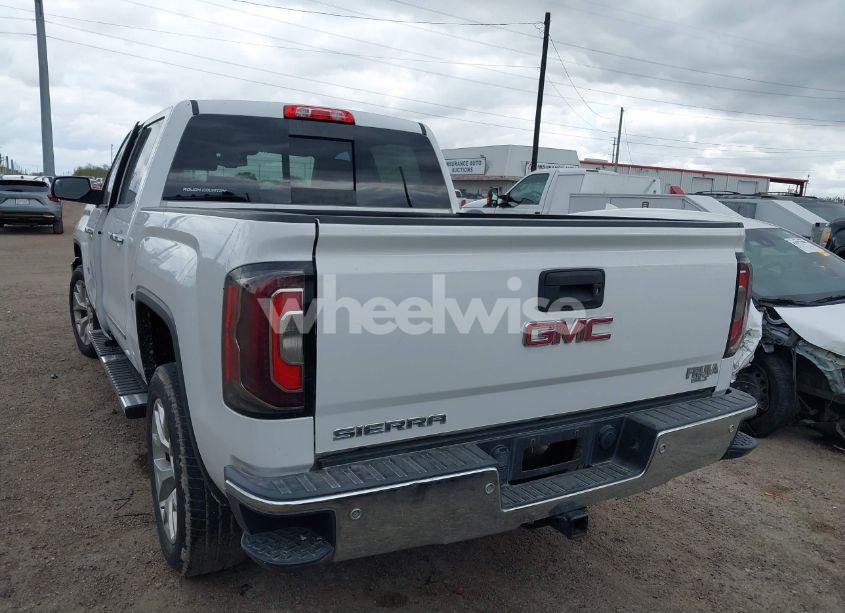 Photo 3 of 2018 Gmc Sierra 1500 SLT (VIN 3GTP1NEC4JG108484)