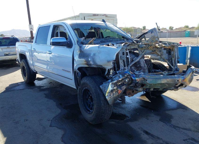 2018 Gmc Sierra 1500 SLT (VIN 3GTP1NEC6JG276112) main photo