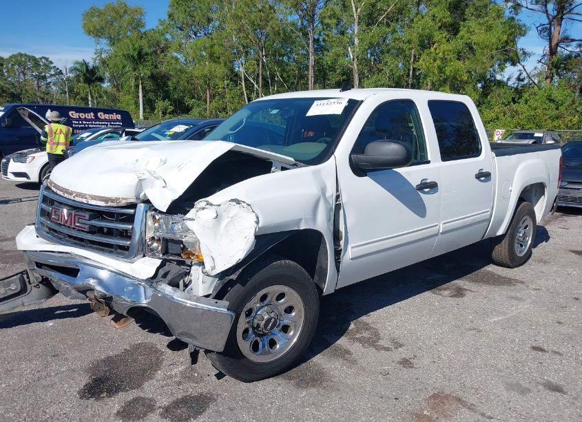 Photo 2 of 2013 Gmc Sierra 1500 SL (VIN 3GTP1UEA6DG165315)