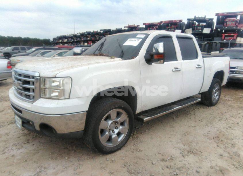 Photo 2 of 2011 Gmc Sierra 1500 SLE (VIN 3GTP1VE01BG327068)
