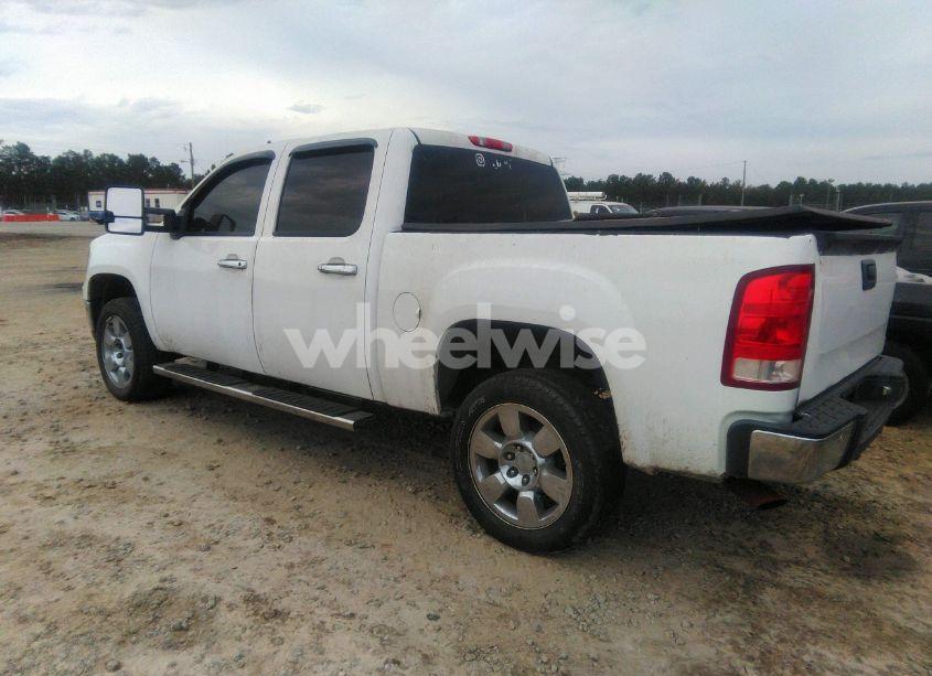 Photo 3 of 2011 Gmc Sierra 1500 SLE (VIN 3GTP1VE01BG327068)