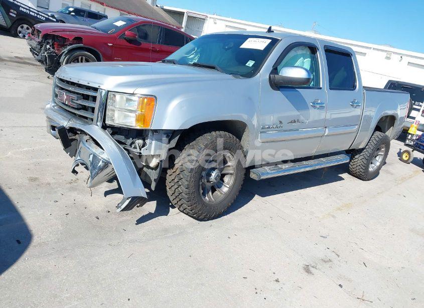 Photo 2 of 2013 Gmc Sierra 1500 SLE (VIN 3GTP1VE04DG344868)