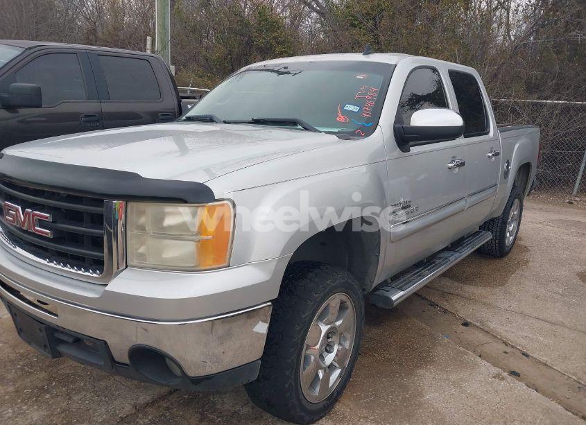 Photo 2 of 2011 Gmc Sierra 1500 SLE (VIN 3GTP1VE05BG313366)