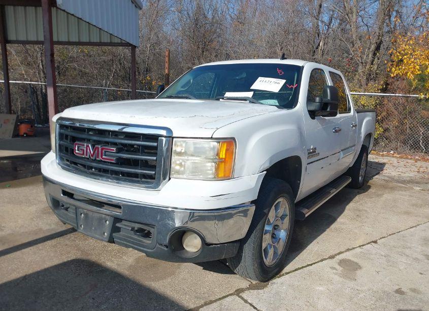 Photo 2 of 2011 Gmc Sierra 1500 SLE (VIN 3GTP1VE06BG126105)