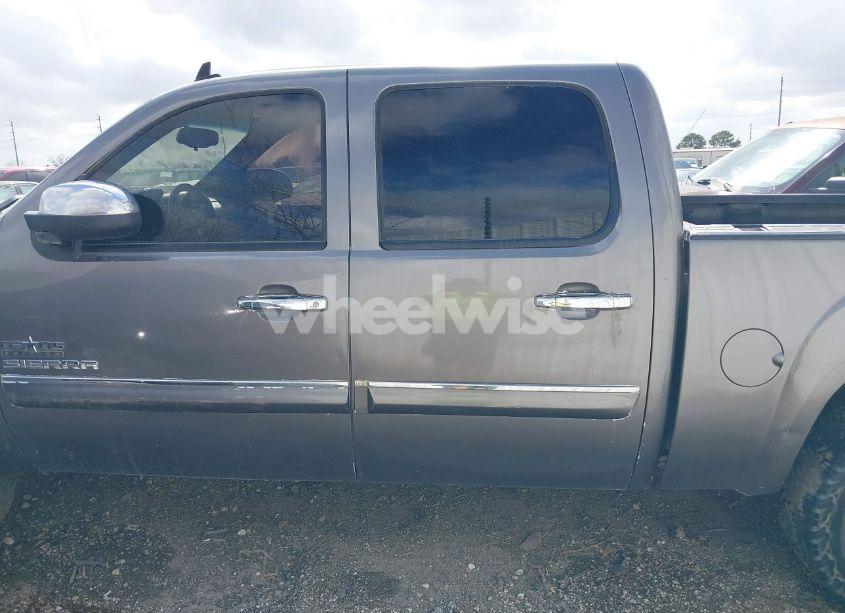Photo 14 of 2011 Gmc Sierra 1500 SLE (VIN 3GTP1VE06BG260158)