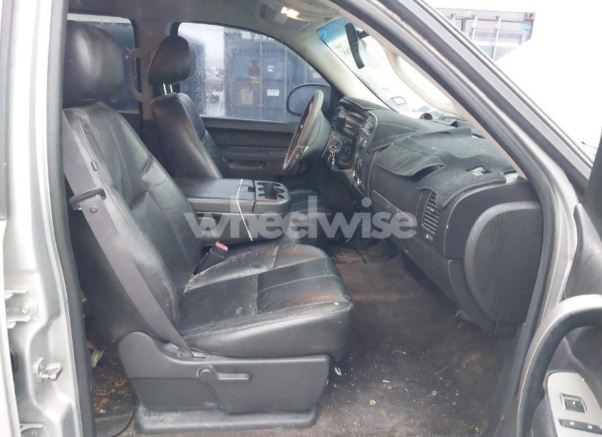 Photo 5 of 2011 Gmc Sierra 1500 SLE (VIN 3GTP1VE07BG389882)