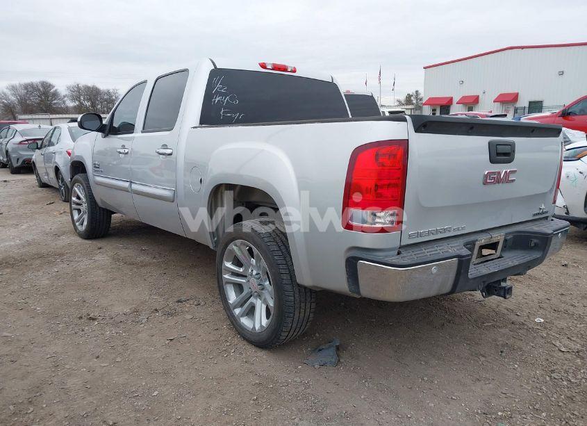 Photo 3 of 2013 Gmc Sierra 1500 SLE (VIN 3GTP1VE07DG133485)