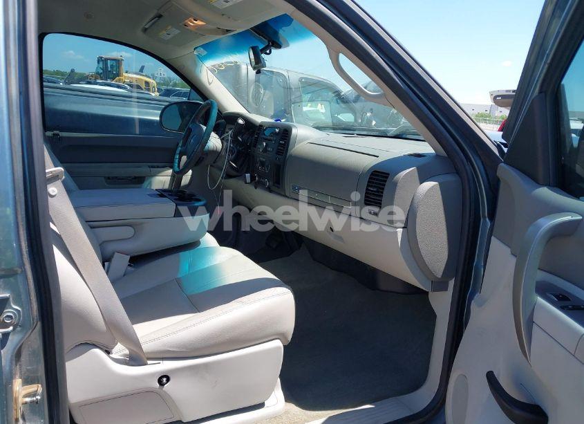 Photo 5 of 2011 Gmc Sierra 1500 SLE (VIN 3GTP1VE08BG378079)