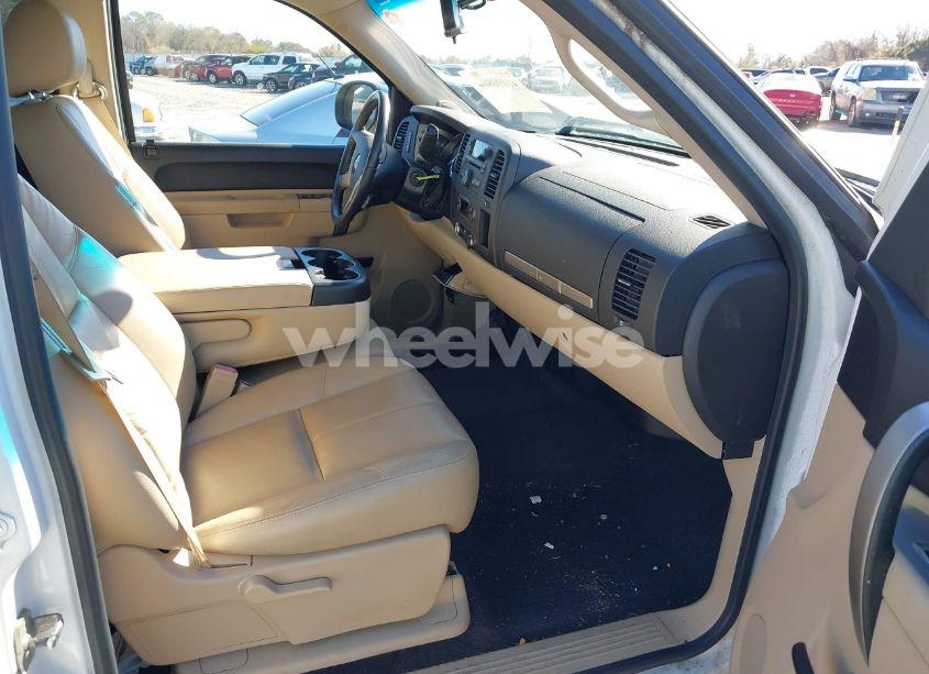 Photo 5 of 2011 Gmc Sierra 1500 SLE (VIN 3GTP1VE09BG193510)