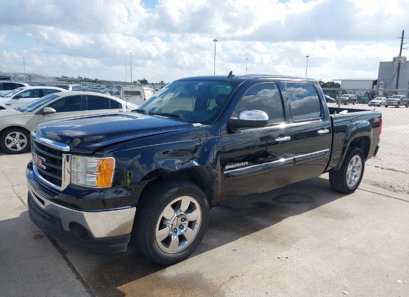 Photo 2 of 2011 Gmc Sierra 1500 SLE (VIN 3GTP1VE0XBG138743)