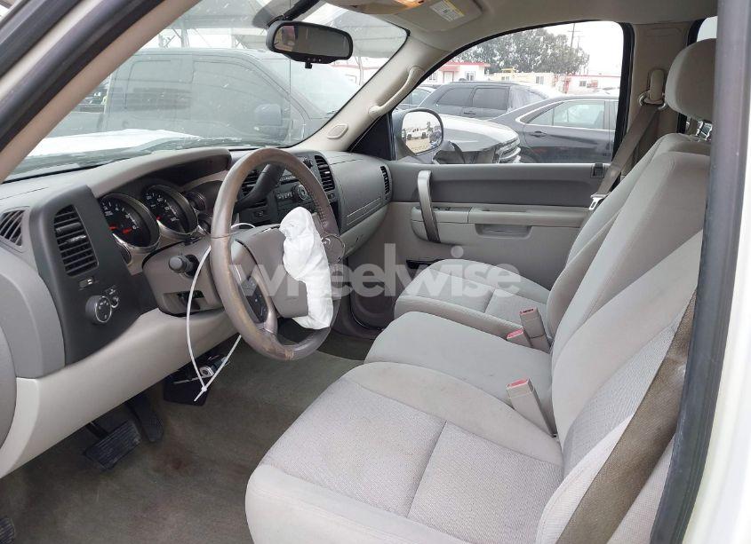 Photo 5 of 2011 Gmc Sierra 1500 SLE (VIN 3GTP1VEA0BG171162)