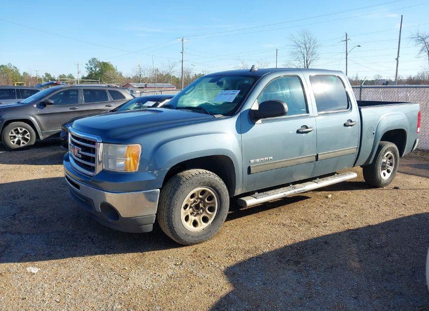 Photo 2 of 2013 Gmc Sierra 1500 SLE (VIN 3GTP1VEA8DG259346)
