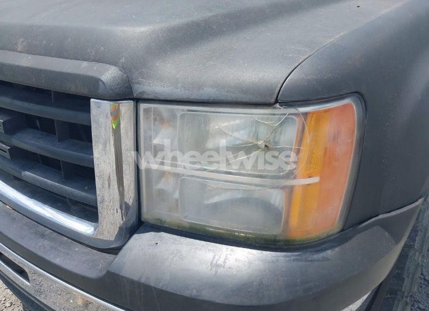 Photo 6 of 2011 Gmc Sierra 1500 SL (VIN 3GTP2UEA0BG170603)