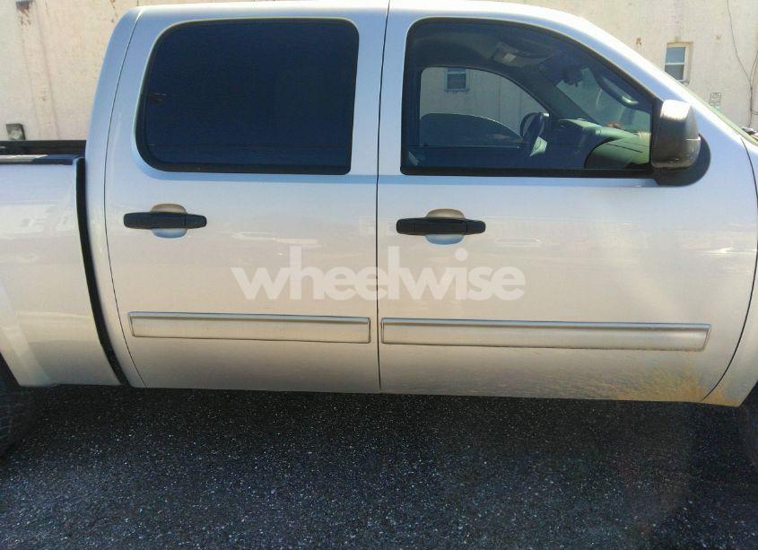 Photo 13 of 2011 Gmc Sierra 1500 SL (VIN 3GTP2UEA6BG134334)