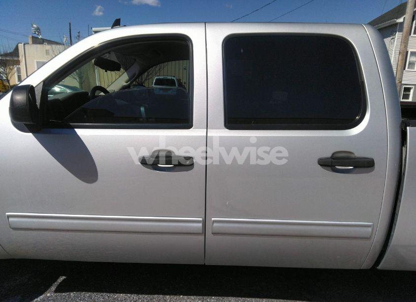 Photo 14 of 2011 Gmc Sierra 1500 SL (VIN 3GTP2UEA6BG134334)