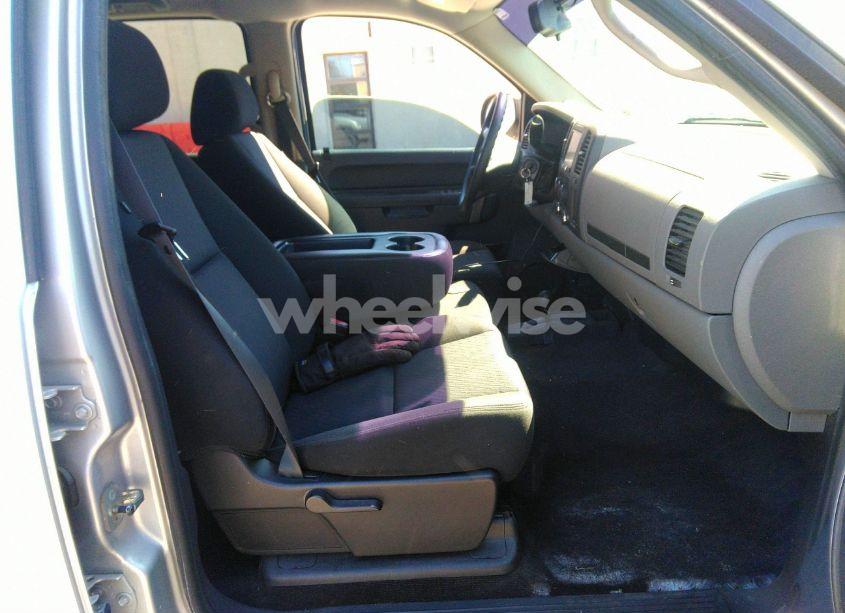 Photo 5 of 2011 Gmc Sierra 1500 SL (VIN 3GTP2UEA6BG134334)