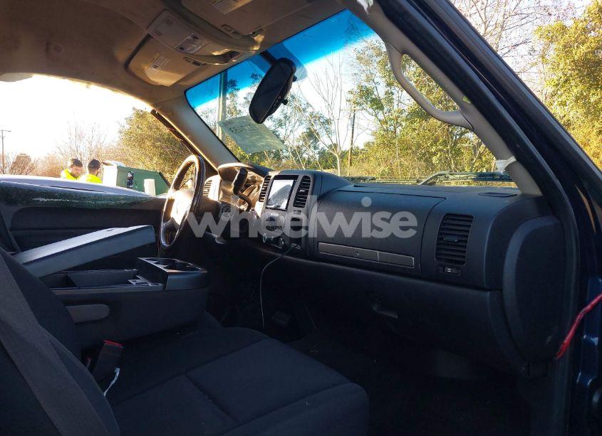 Photo 5 of 2011 Gmc Sierra 1500 SLE (VIN 3GTP2VE31BG142798)