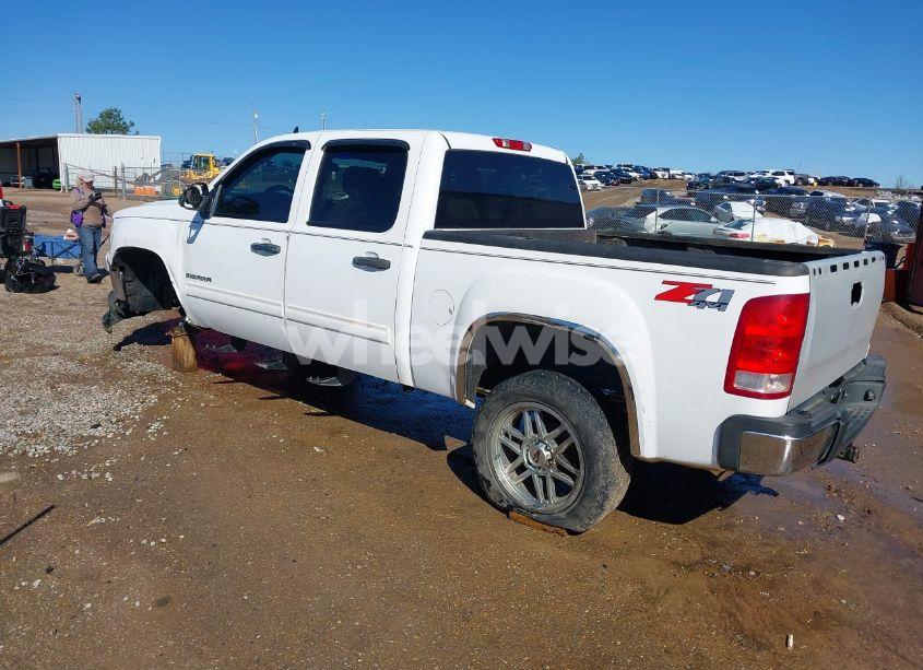 Photo 3 of 2011 Gmc Sierra 1500 SLE (VIN 3GTP2VE32BG247348)