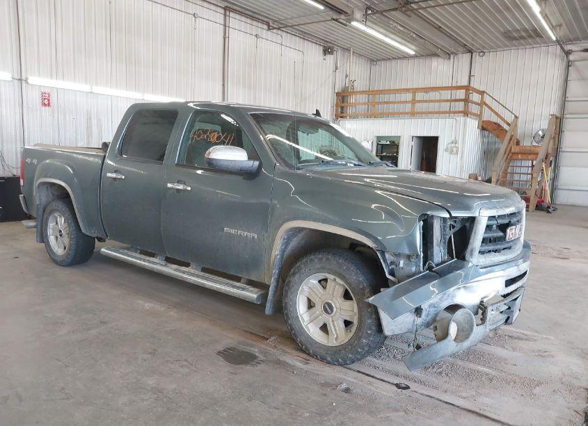 2011 Gmc Sierra 1500 SLE (VIN 3GTP2VE33BG315303) main photo