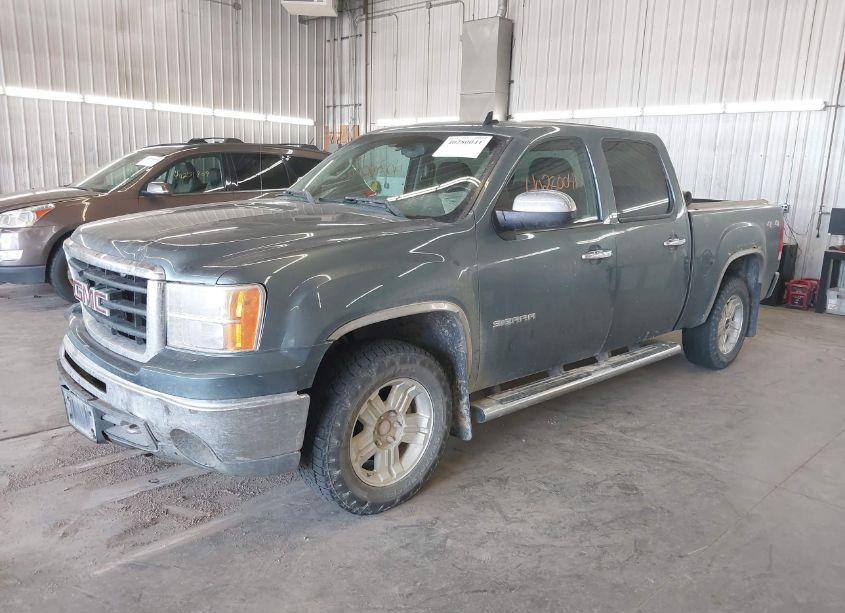 Photo 2 of 2011 Gmc Sierra 1500 SLE (VIN 3GTP2VE33BG315303)